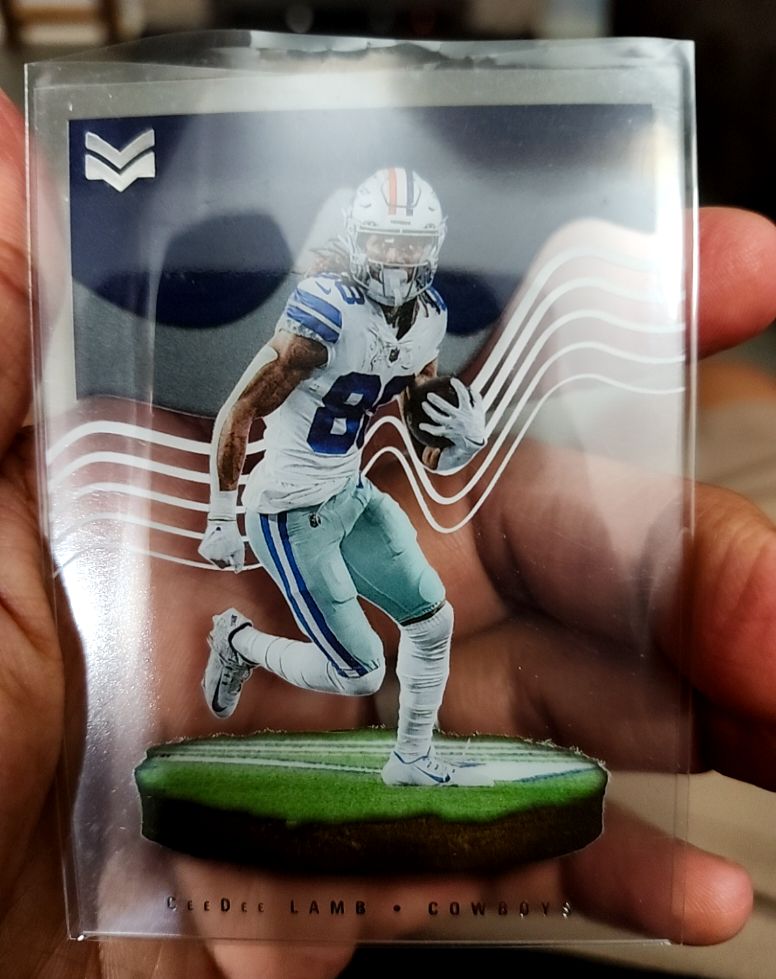2022 Panini Chronicles Magnitude #MAG-19 CeeDee Lamb — front