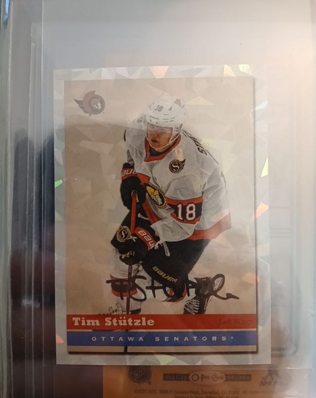 2021-22 Topps NHL Stickers #610 Tim Stutzle — front