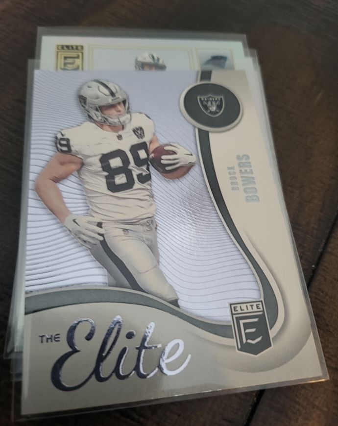 2025 Panini Donruss Elite The Elite #10 Brock Bowers — front