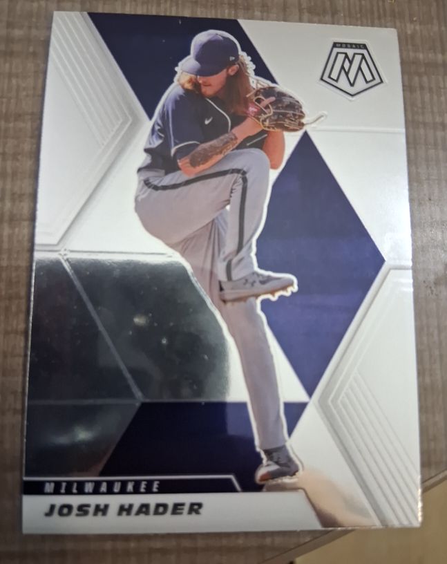 2021 Panini Mosaic Base #146 Josh Hader — front