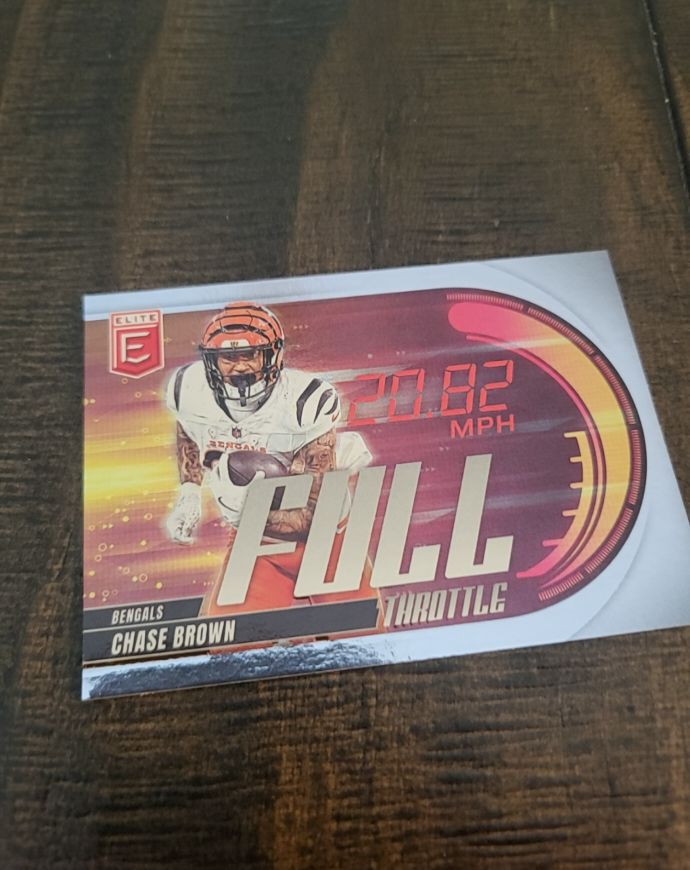 2025 Donruss Elite Full Throttle Chase Brown — front