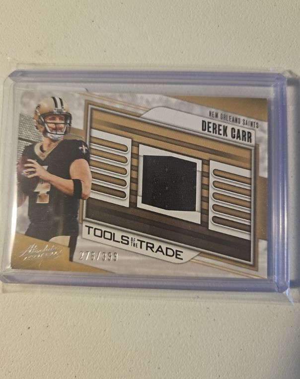 2023 Panini Absolute Tools of the Trade #TTR-DC Derek Carr — front