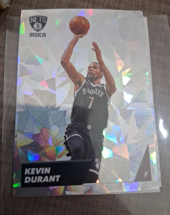 2021-22 Panini Sticker & Card Collection #134 Kevin Durant — front