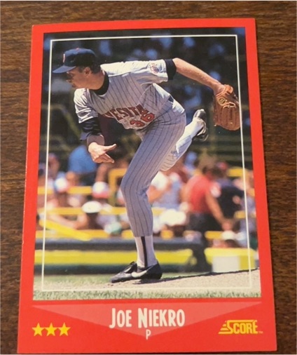 1988 Score #237 Joe Niekro — front
