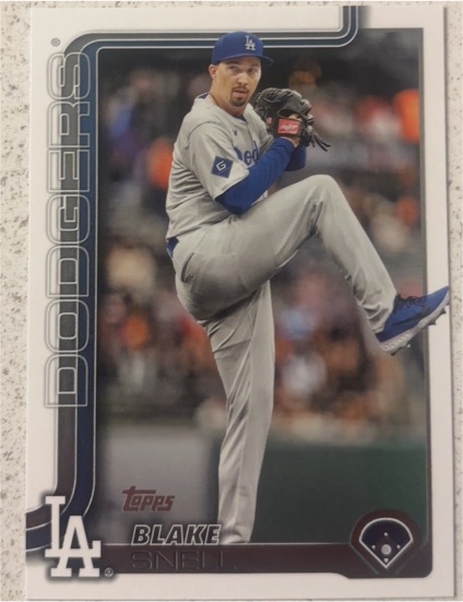2025 Topps #676 Blake Snell — front