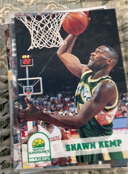 1993-94 Hoops #207 Shawn Kemp — front