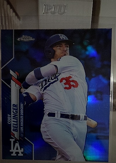 2020 Topps Chrome #77 Cody Bellinger — front