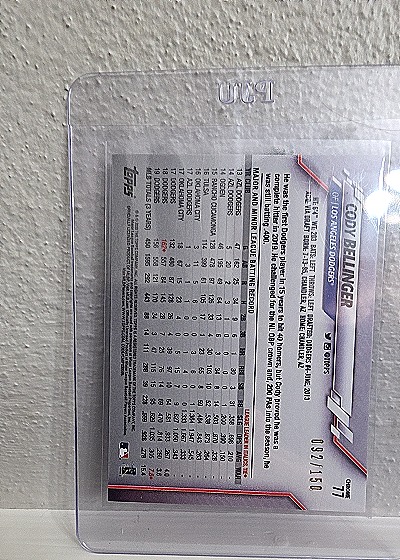 2020 Topps Chrome #77 Cody Bellinger — back