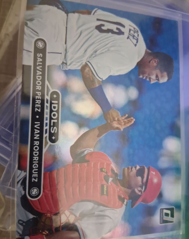 2023 Donruss Idols Salvador Perez / Ivan Rodriguez — front