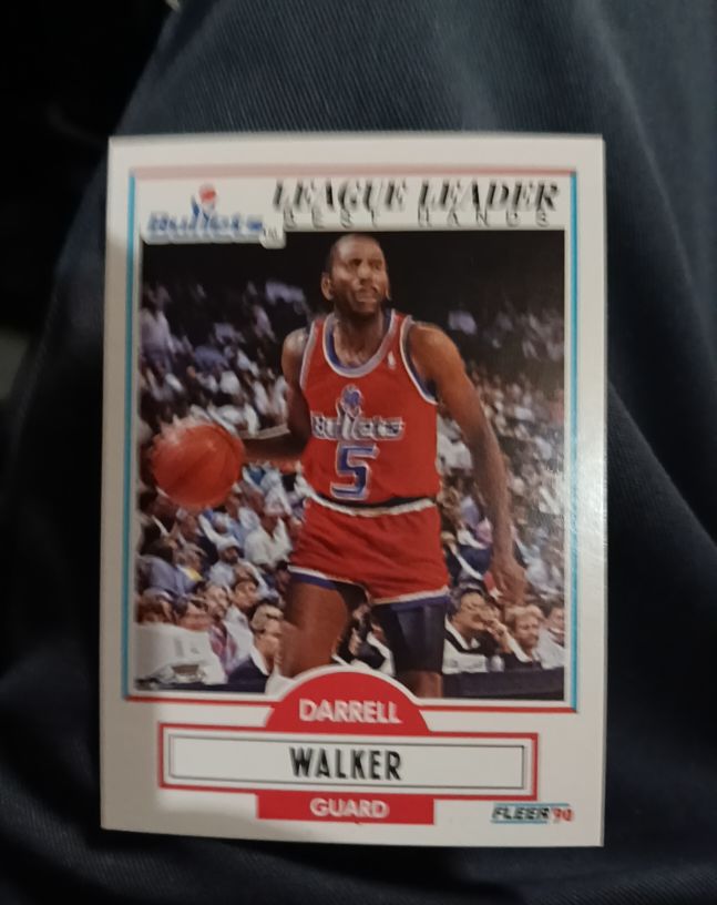 1990 Fleer #196 Darrell Walker — front