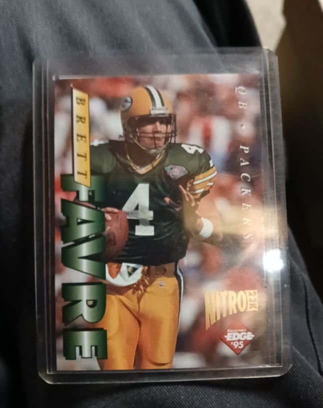 1995 Collector's Edge #71 Brett Favre — front