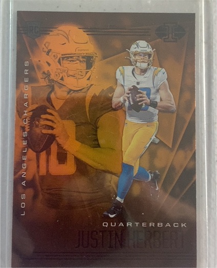 2020 Panini Illusions #7 Justin Herbert Rookie Card — front