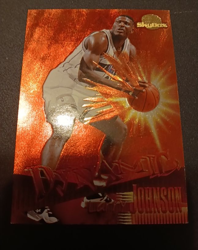 1995-96 Skybox Premium #D1 Larry Johnson — front