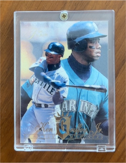 1994 Fleer Flair #103 Ken Griffey Jr — front
