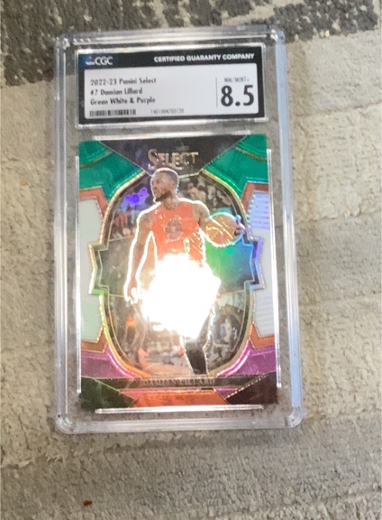2022-23 Panini Select #7 Damian Lillard Green White & Purple — front