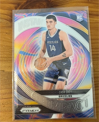 2024-25 Panini Prizm #25 Zach Edey Instant Impact RC — front