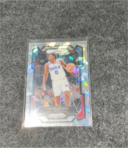 2023-24 Panini Prizm #15 Tyrese Maxey — front