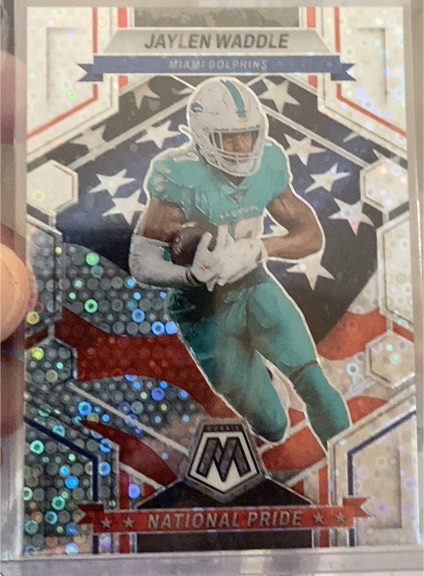 2023 Panini Mosaic #269 Jaylen Waddle National Pride — front