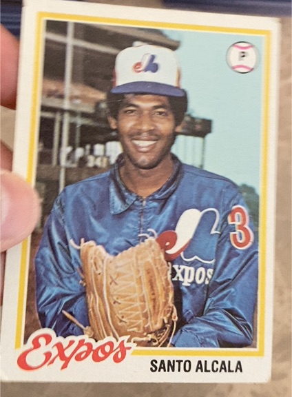 1978 O-Pee-Chee #36 Santo Alcala — front