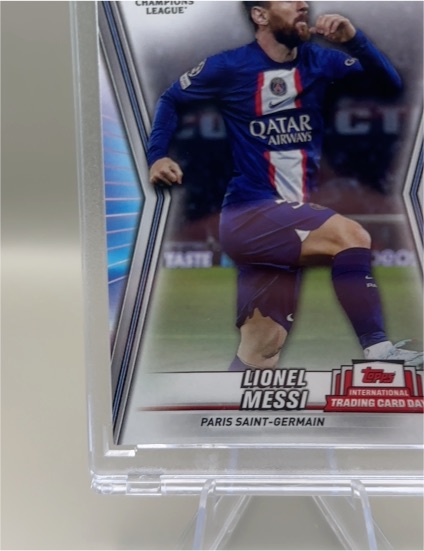 2023 Topps International Trading Card Day #NTCD-S21 Lionel Messi — front