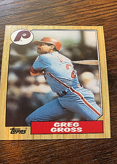 1987 Topps #702 Greg Gross — front