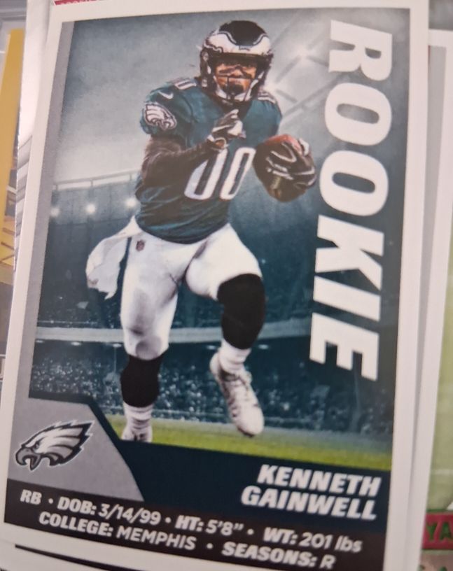 2021 Panini NFL Sticker & Card Collection #333 Kenneth Gainwell — front