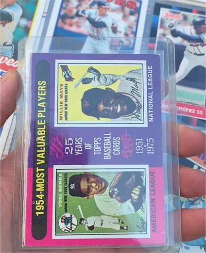 1975 Topps #192 1954 MVPs Yogi Berra / Willie Mays — front