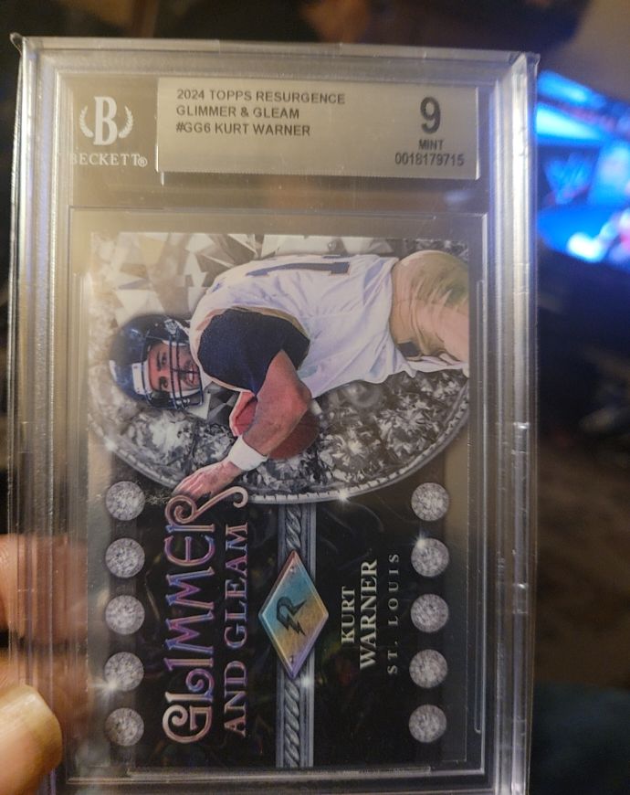 2024 Topps Resurgence #GG-6 Kurt Warner Glimmer and Gleam — front