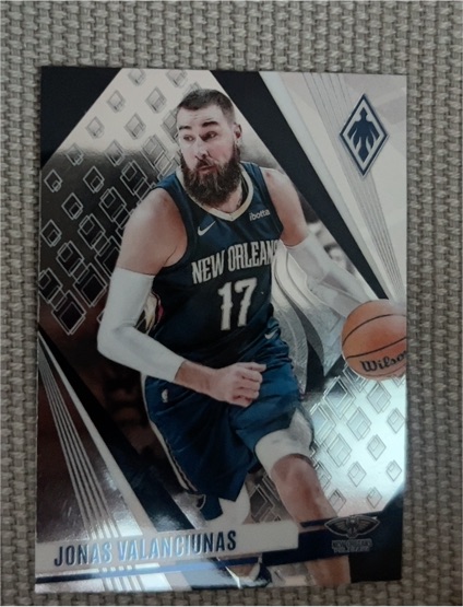 2023-24 Panini Phoenix #191 Jonas Valanciunas — front