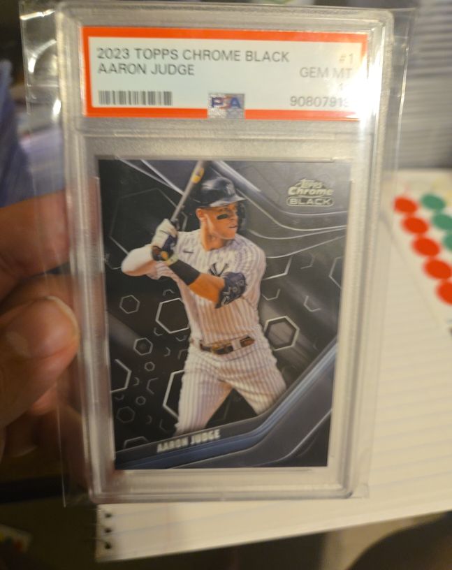 2023 Topps Chrome Black #1 Aaron Judge — front