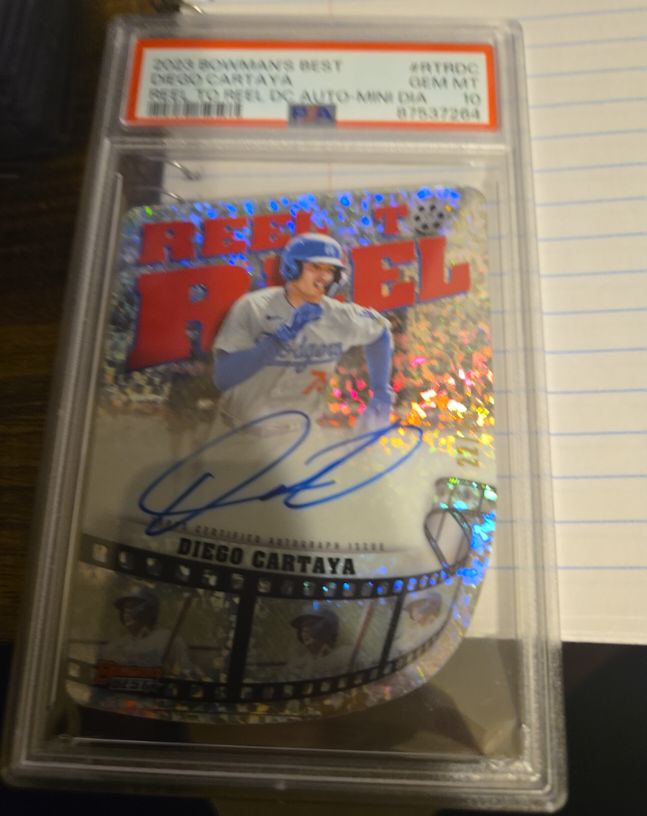 2023 Bowman's Best #RTRDC Diego Cartaya Reel to Reel Die-Cut Auto Mini Diamond — front