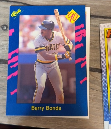 1990 Classic Blue #82 Barry Bonds — front