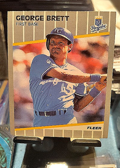 1989 Fleer #277 George Brett — front