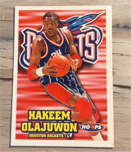 1997-98 Hoops #62 Hakeem Olajuwon — front