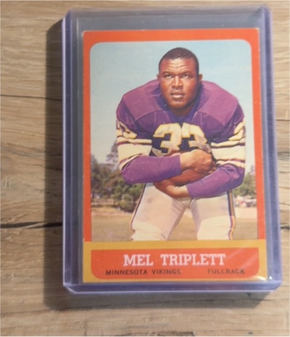 1963 Topps Football #100 Mel Triplett — front