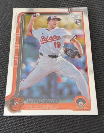 2025 Topps Chrome #166 Tomoyuki Sugano — front