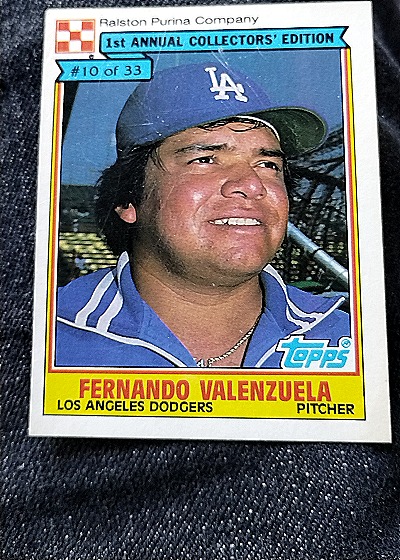 1984 Topps Ralston Purina #10 Fernando Valenzuela — front