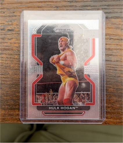 2022 Panini Prizm WWE #195 Hulk Hogan — front