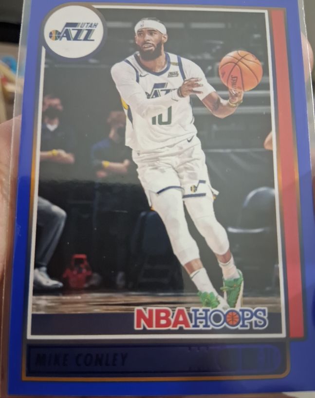 2021-22 Panini NBA Hoops #179 Mike Conley — front