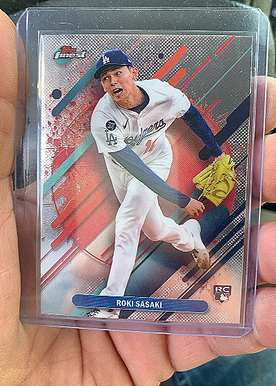 2025 Topps Finest #288 Roki Sasaki — front