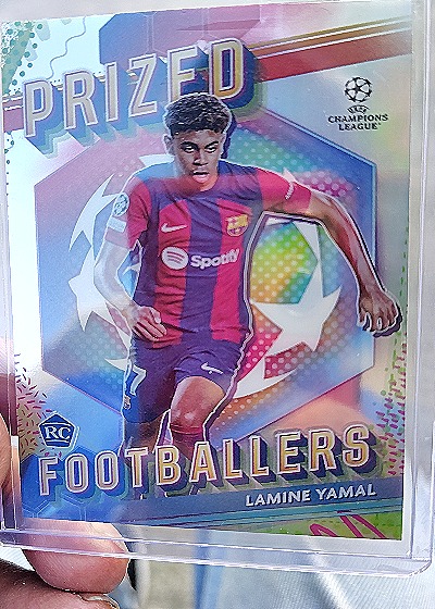 2023-24 Topps Finest UEFA Club Competitions Prized Footballers #PF-8 Lamine Yamal — front