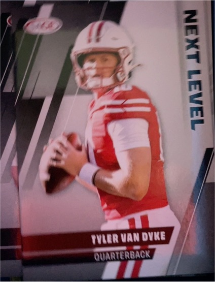 2025 Sage Low Series Next Level #87 Tyler Van Dyke — front