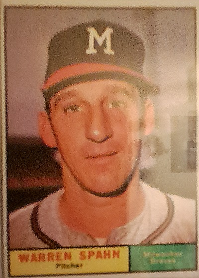 1961 Topps #200 Warren Spahn — front