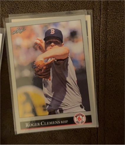1992 Leaf #19 Roger Clemens Boston Red Sox — front