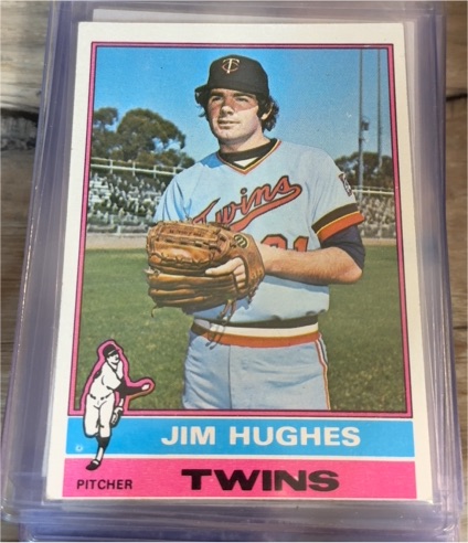 1976 Topps #11 Jim Hughes — front