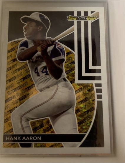 2024 Topps Update Black Gold #BG-22 Hank Aaron — front