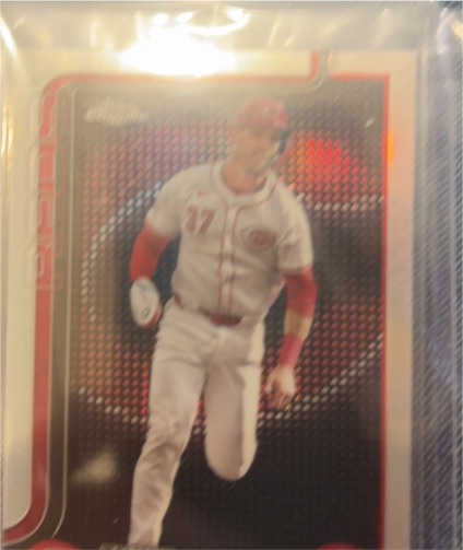 2025 Topps Chrome #17 Cincinnati Reds Player — front