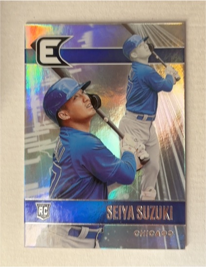 2022 Panini Chronicles Essentials #4 Seiya Suzuki — front