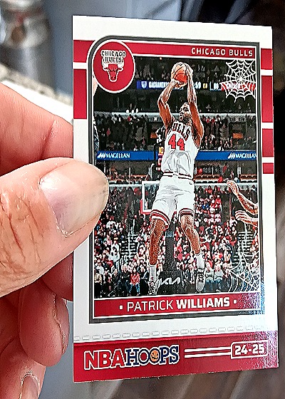 2024-25 Panini NBA Hoops #18 Patrick Williams — front