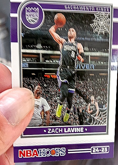 2024-25 Panini NBA Hoops #28 Zach LaVine — front
